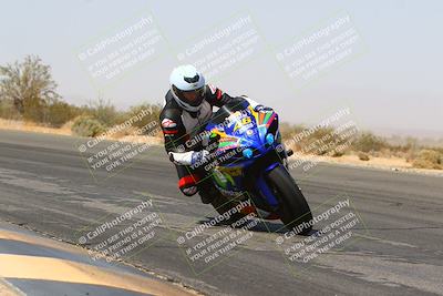 media/Mar-28-2022-Superbike Trackdays (Mon) [[b8603d0f67]]/Open Track Time/Turn 3 Inside/